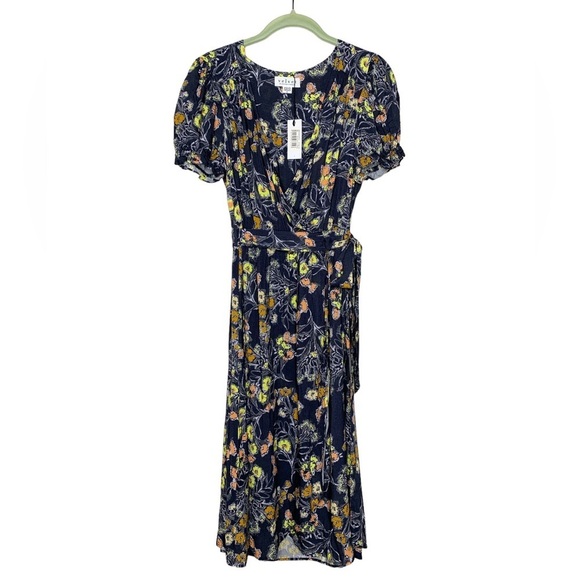 Velvet by Graham & Spencer Meadow Dress in Black‎ Floral - Picture 2 of 7
